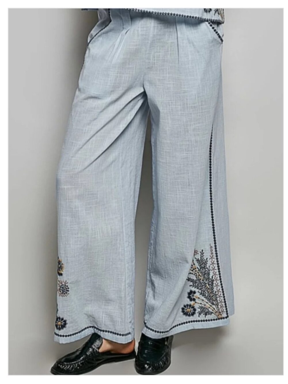 Pol Embroidered Wide Leg Pants